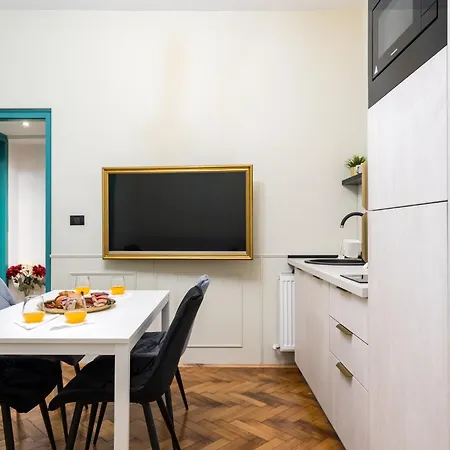 Apartment Highline Downtown Residences 2br 6 Persons Bucharest