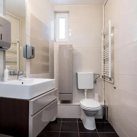 Highline Downtown Residences 2br 6 Persons Apartment *