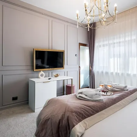 Highline Downtown Residences 2br 6 Persons Apartment Bucharest